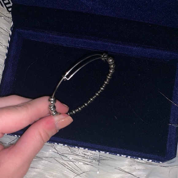 Set of three silver bangles - Picture 4 of 4